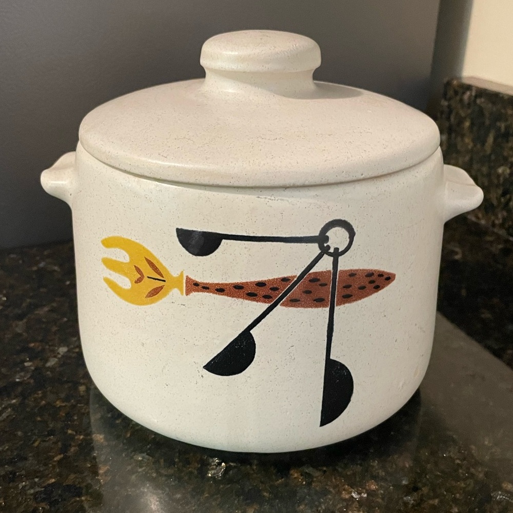 Westbend USA Americana MCM Pattern Bean Pot